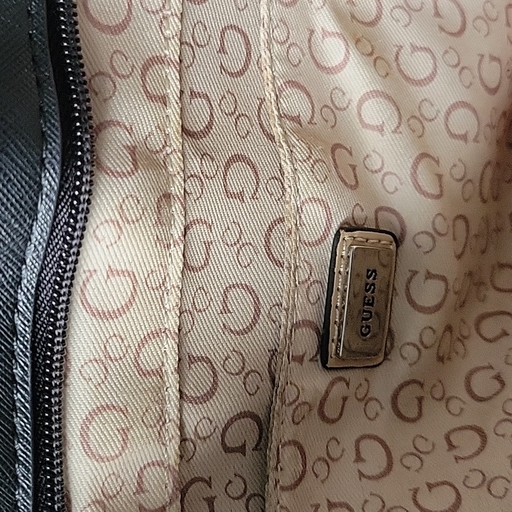 Handbag - Picture 3 of 4